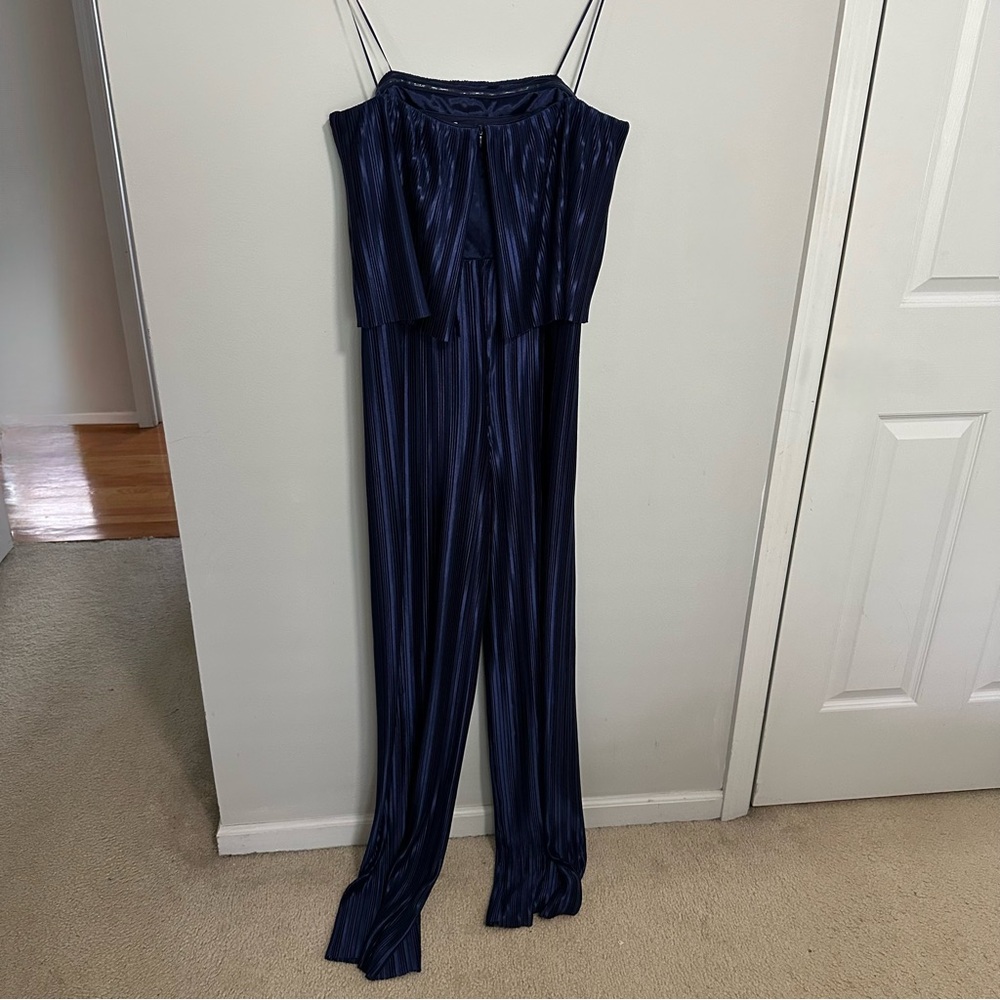 Amanda Uprichard Collina Jumpsuit NWT Women's Size Large Navy Plisse Cocktail - Picture 5 of 9